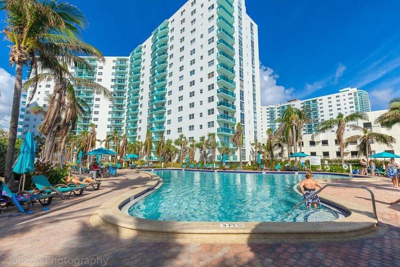 Luxury Stylish Oceanfront 2 Bedroom 2 Bathroom In Hollywood Fl Экстерьер фото